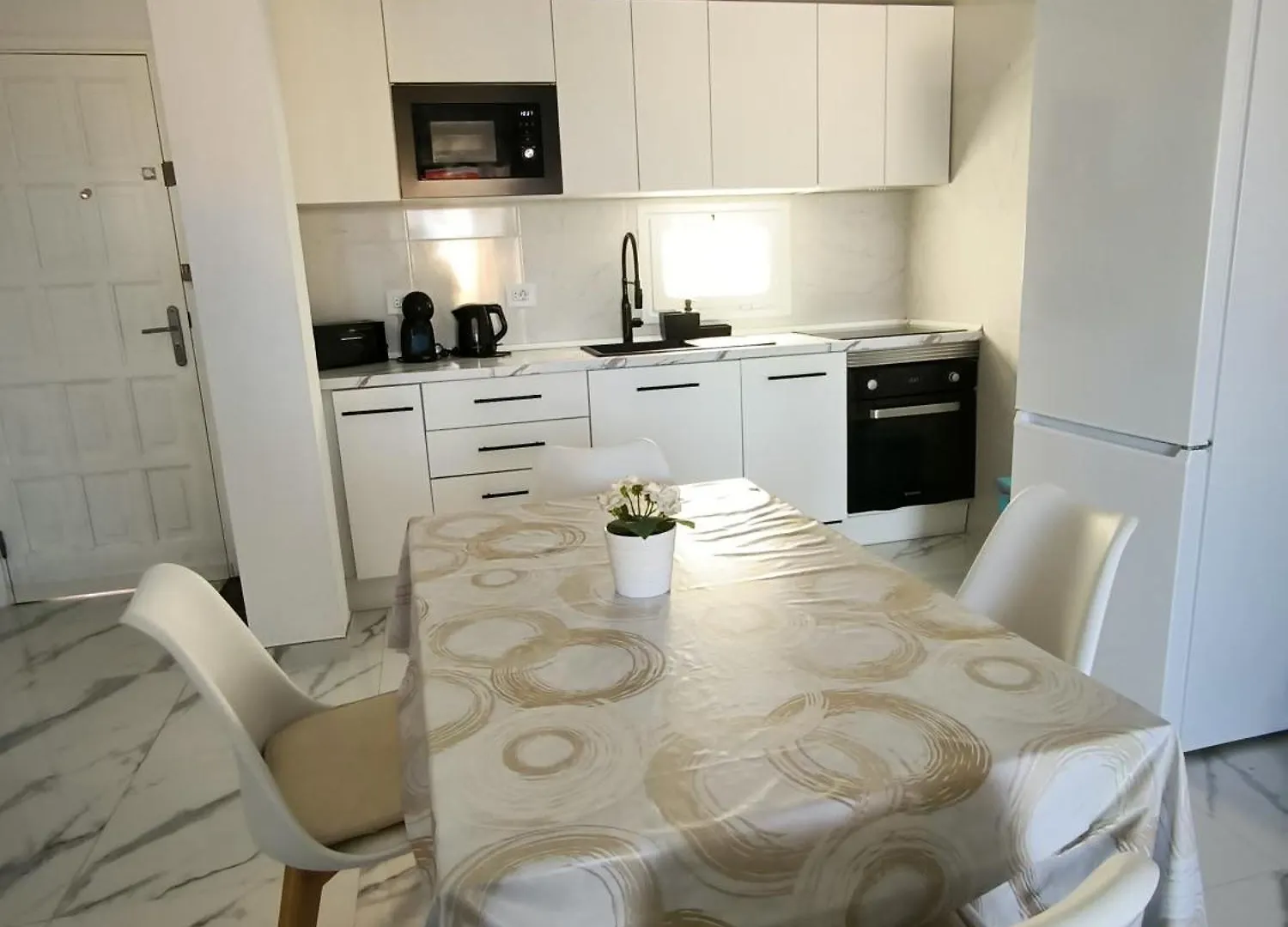 Wonderful Penthouse With View Playa Las Vistas Arona  Spagna